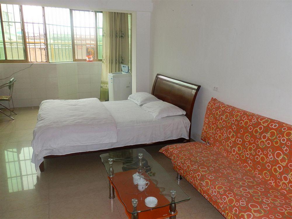 Xingfu Hotel Nanning Esterno foto